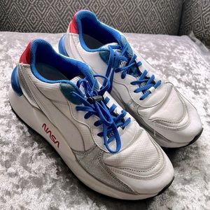 Running sneakers NIKE  NASA boys Sz 7